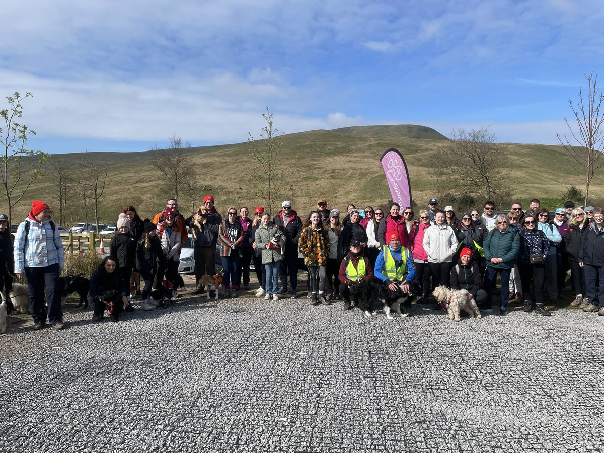 Ready to go! Thanks to all the fundraisers and volunteers today. #TeamHope #PenyFan