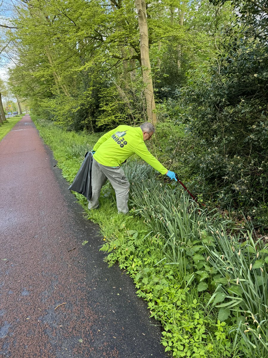 HEILOO2000's tweet image. Gisteren hebben we weer lopen opruimen!