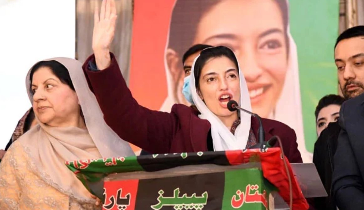 عکسِ بینظیر۔
<a href="/AseefaBZ/">Aseefa B Zardari</a>