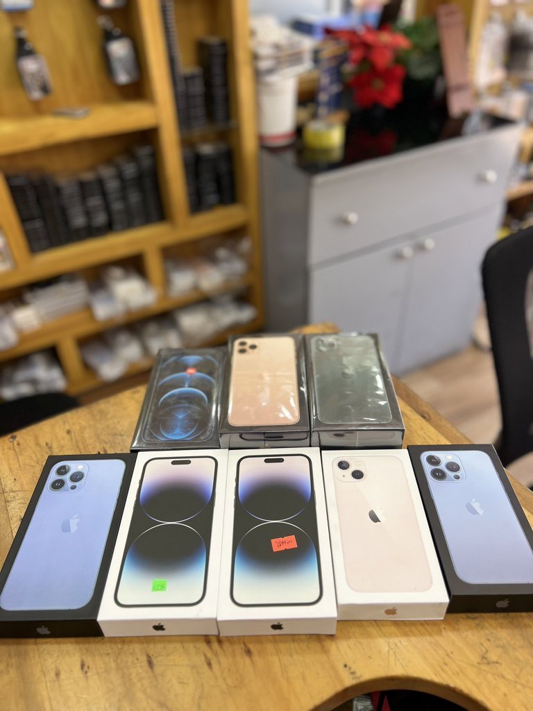 iPhones available 11 Pro max 64Gb-1,150,000 256Gb-1,250,000 12 Pro max 128Gb-1,500,000 256Gb-1,600,000 13 Pro max 128Gb-1,900,000 256Gb-2,100,000 14 Pro Max 128Gb-2,600,000 256Gb-2,700,000 0652795468