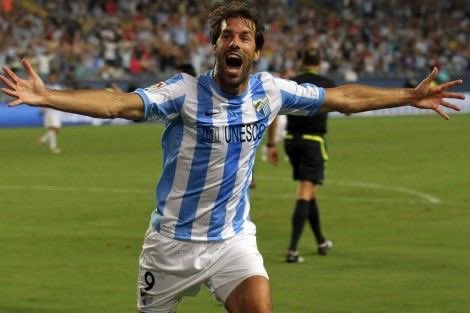 forgotplayers's tweet photo. Ruud Van Nistelrooy at Malaga. 

The former PSV, Manchester United and Real Madrid striker signed for Malaga from Hamburg in 2010. He went on to play 32 times in all competitions scoring five times before retiring at the end of that season. 

#PSV #MUFC #RealMadrid #MalagaFC https://t.co/n4AsKopDF3