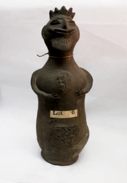 DrKenGriffin's tweet photo. @nigeljeffries @MOLArchaeology Hi Nigel. We have this vessel in @TheEgyptCentre collection at Swansea University, which is listed in the 1935 sales catalogue as a Bellarmine bottle. Is it? I couldn't find any similar-looking ones in a Google search.
https://t.co/ERCcme3Hn7 https://t.co/QJnjG3nxyh