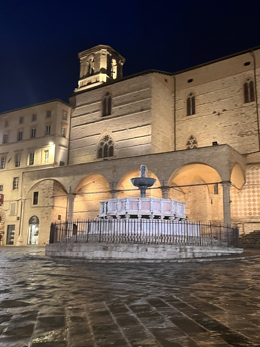 Very much enjoyed my 1st time at @journalismfest! Leaving Perugia w/renewed energy, fresh ideas, rekindled connections & new friends. Can’t wait to come back! Big 🙏🏽 to @_arianna, Chris, Francesca, their team & to my fellow speakers for the great conversations! 💜💯🇮🇹 #IJF24