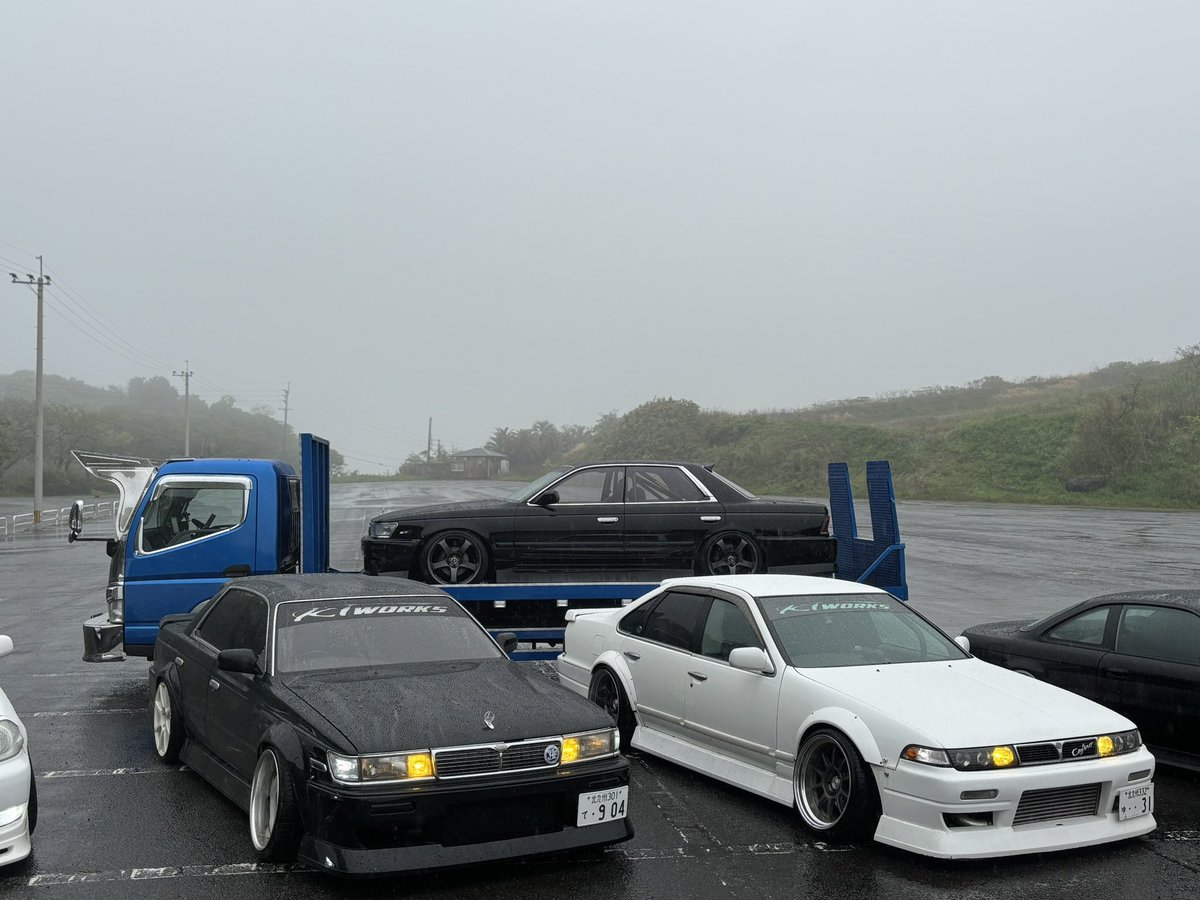 fumiyan1224's tweet image. 廃タイヤつかいきり練習会

SR号ようやく始動w
雨予報でいつものlaurel汚したく無かっただけけど😂www
こっちもしっかり走れるようにしてこー👍

#KTworks
#sr20det
#c33laurel
#laurel
#音だけやかましい