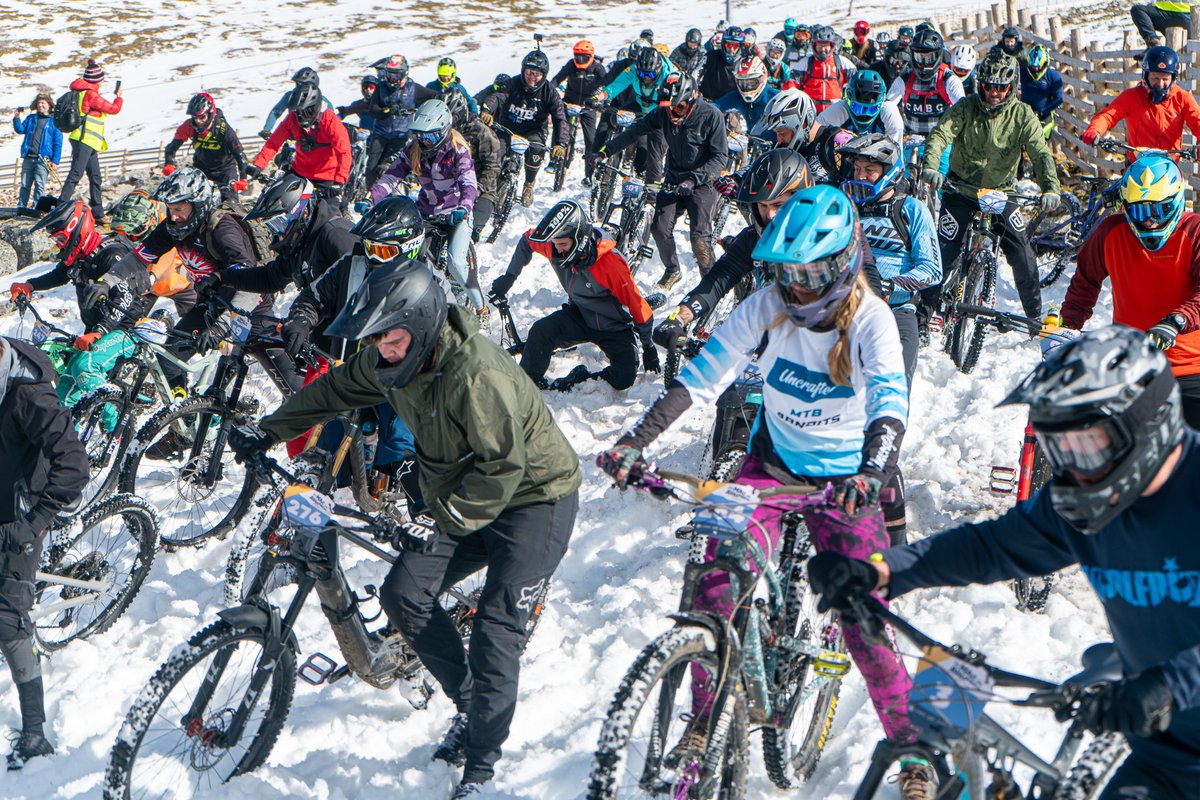 🚵‍♂️ MacAvalanche 2025 entries now open! nevisrange.co.uk/event/macavala… 🏔️ Join us for an epic ride on Saturday, March 29, 2025. Don't miss out on this thrilling mountain biking event! 🚵‍♀️ #MacAvalanche #MountainBiking