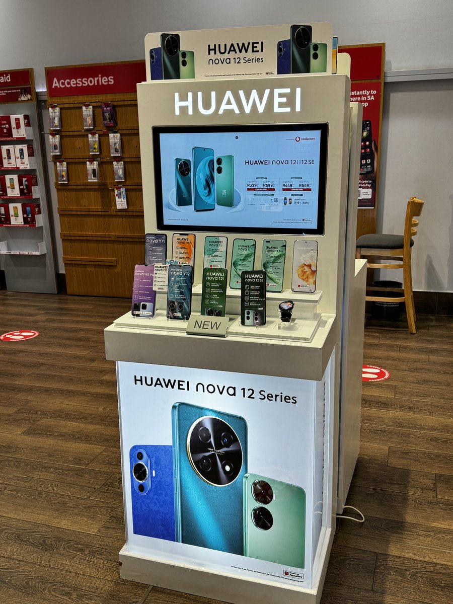 FaizelPatel143's tweet photo. WATCH: Huawei Nova 12i REVIEW #Huawei #Nova12i #HUAWEInova12i @HuaweiZA
https://t.co/AlUZ71s0Vz https://t.co/DZzCNBdcGJ