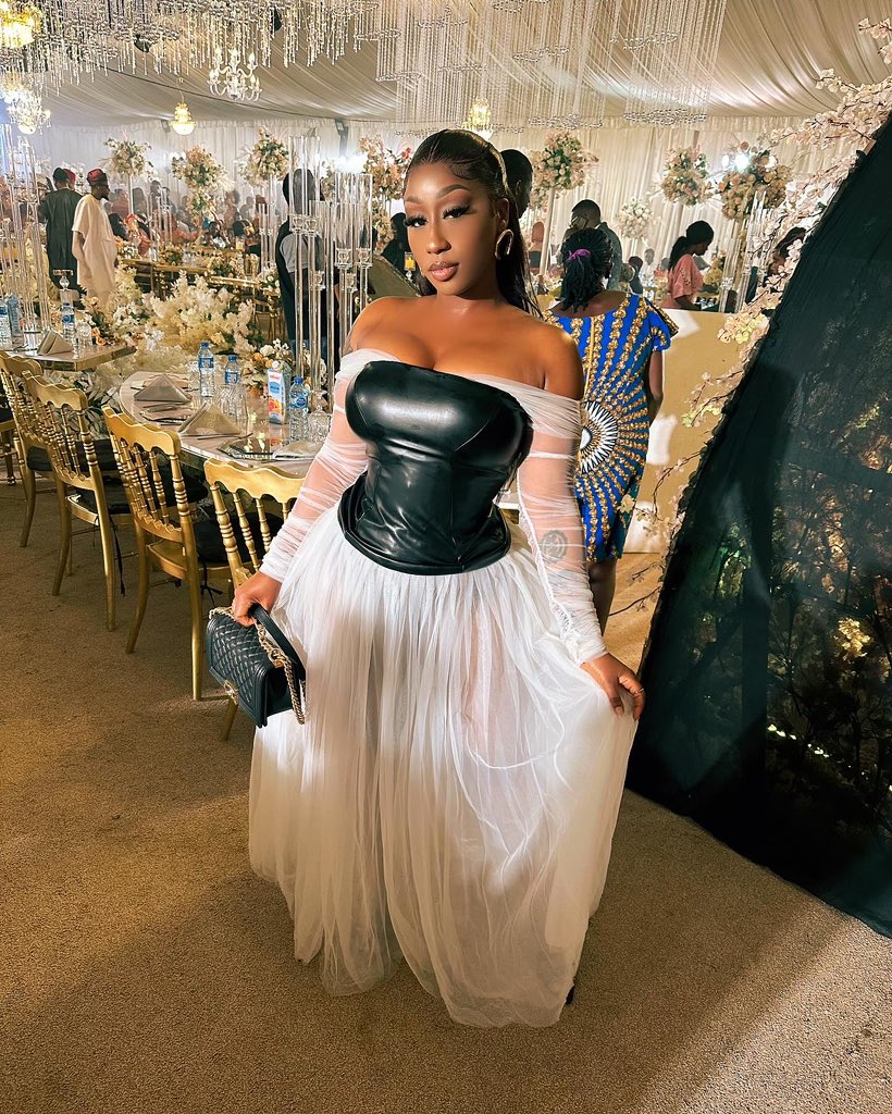 VICTORIA_KIMANI's tweet photo. 👰🏽‍♀️💍🤵🏿 https://t.co/F2wNnjy2Tk