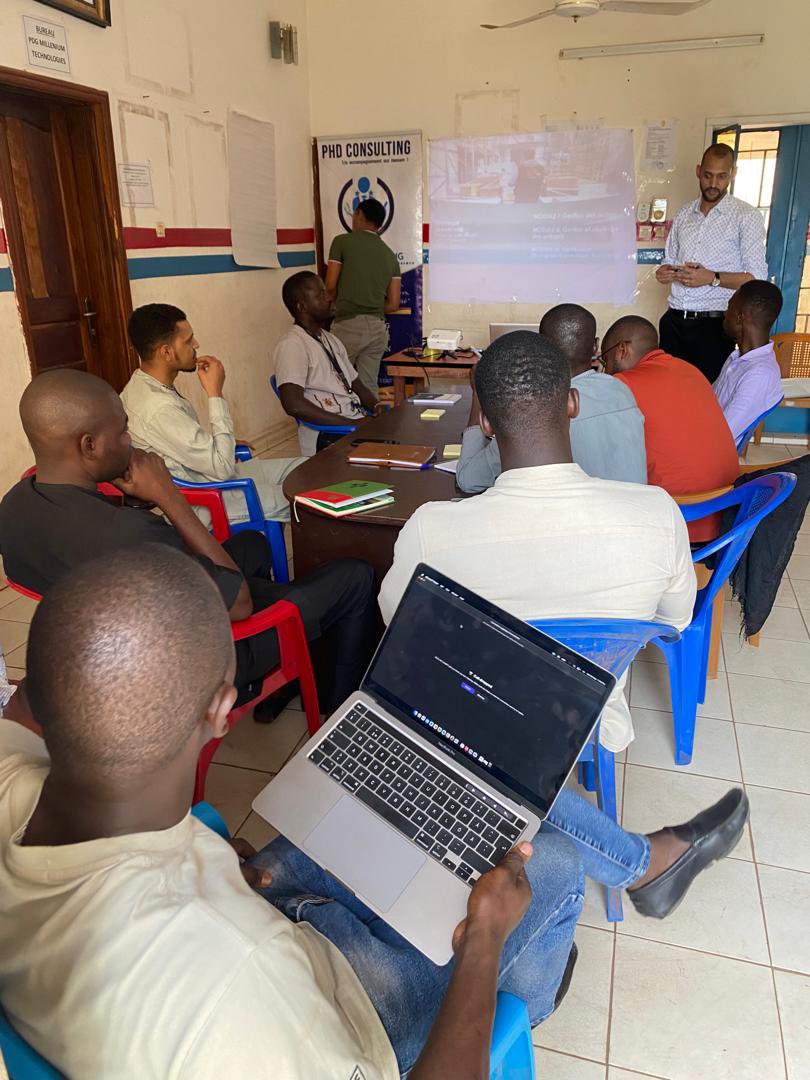 phdmali's tweet photo. La première séance de La formation sur « la logistique humanitaire » organisée par PHD Consulting a débutée (Présentiel et Online).
Vous êtes les bienvenus !

#phd_consulting
#formationprofessionnelle
#Formationcontinue
#formation https://t.co/iiESf91uq9