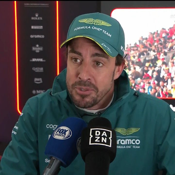 Alonso, sobre la estrategia y por qué tuvo que poner blando: 'Lo mejor será no salir a la Sprint Race para ahorrar penalizaciones, ahorrar un juego de neumáticos y tener más para el domingo' JAJAJAJJAA