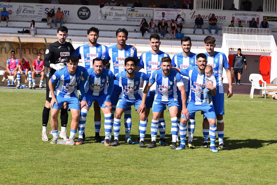 Ricardo13F's tweet photo. @CDTarancon vs @CD_Toledo 
+3 ⚽️ https://t.co/L0meYWm12X