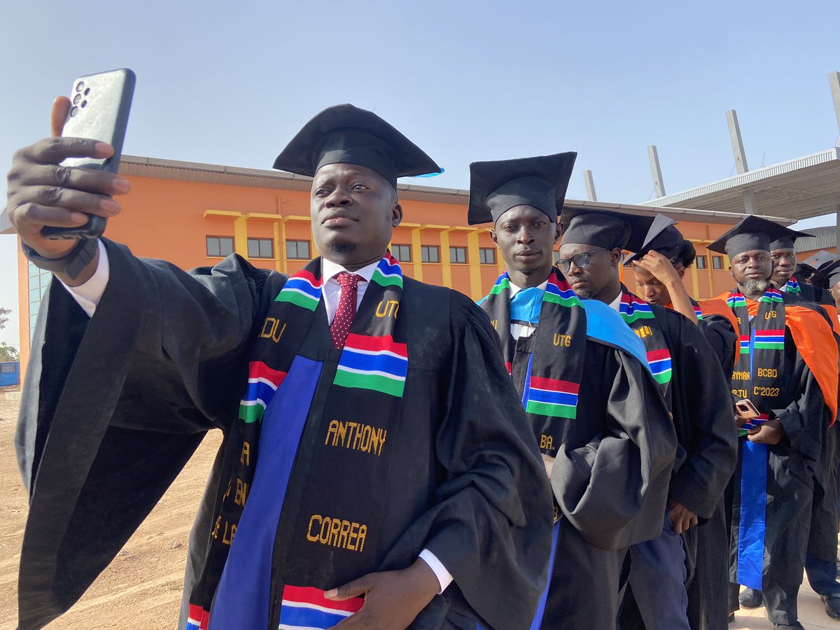 UniOfGambia's tweet image. Faculty officers lead the way as we prepare to kick off the 16th Convocation Ceremony! 

Their leadership and dedication to academic excellence shine as they guide their faculties to their seats. 

Let's celebrate the achievements of our graduates together! 

#ClassOf2023