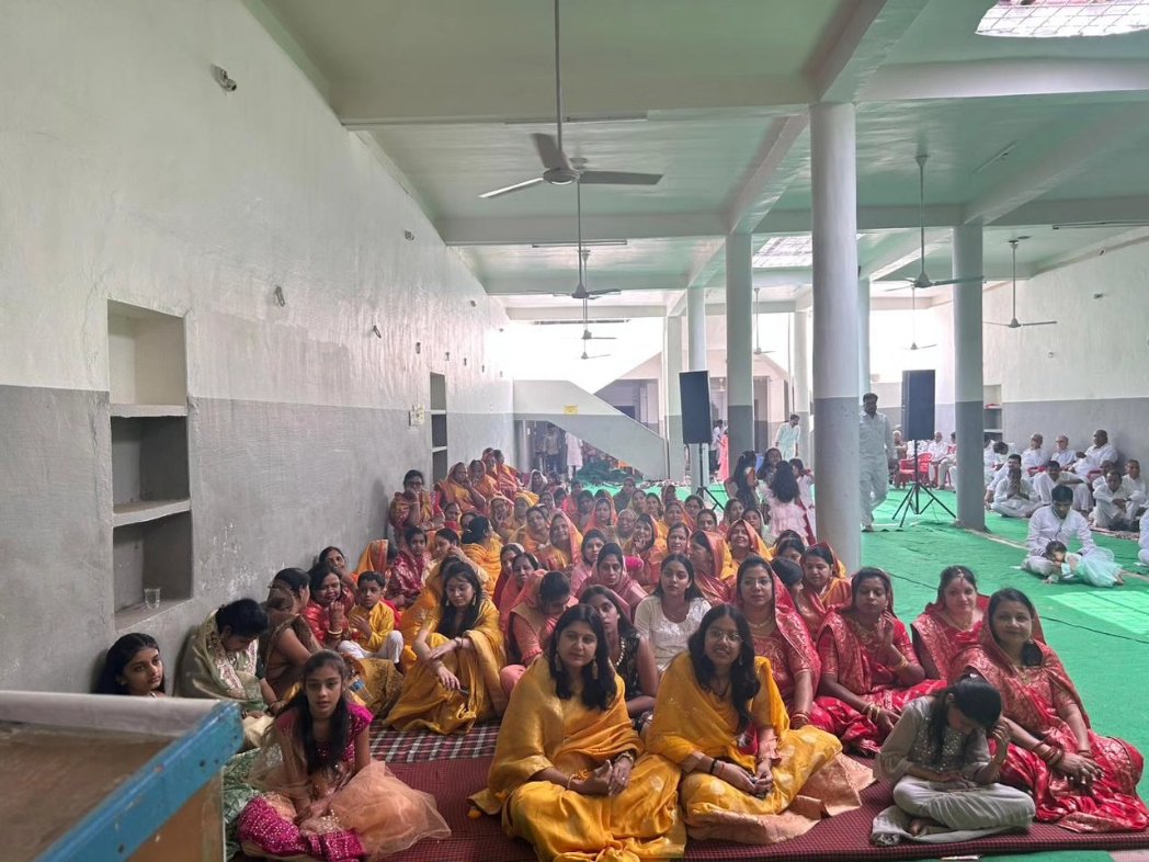 NanalalAtoliya's tweet photo. भगवान श्री महावीर जन्म कल्याणक महोत्सव के पावन अवसर पर जैन सोश्यल ग्रुप द्वारा आयोजित कार्यक्रम में सहभागिता कर समाजजन को शुभकामनाएं दी। https://t.co/kaERXD2O4U