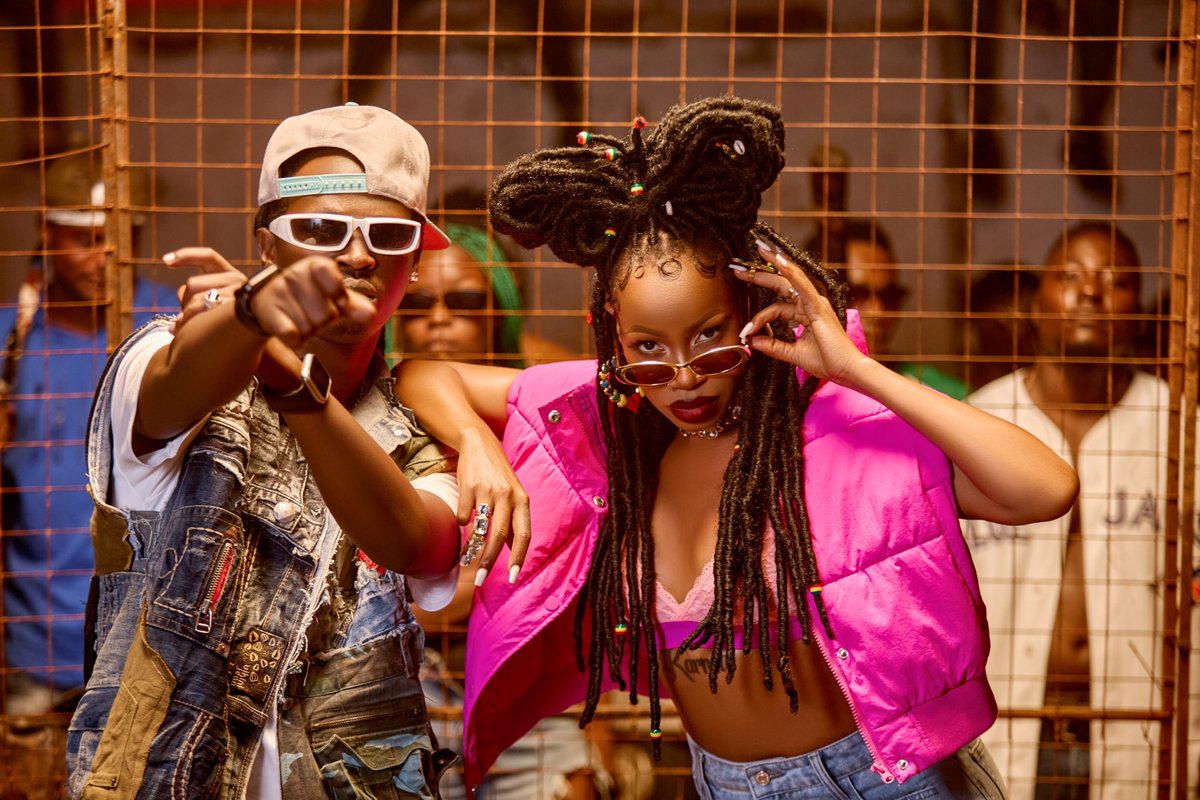 Ksheebah1's tweet photo. Yeffe abagambwako …
Yeffe abatakwonwako …
#SipimikaRemix 🔥 #NotPimikable😂 @YungmuloUG 👊🏽 https://t.co/52mGZ3aWq1