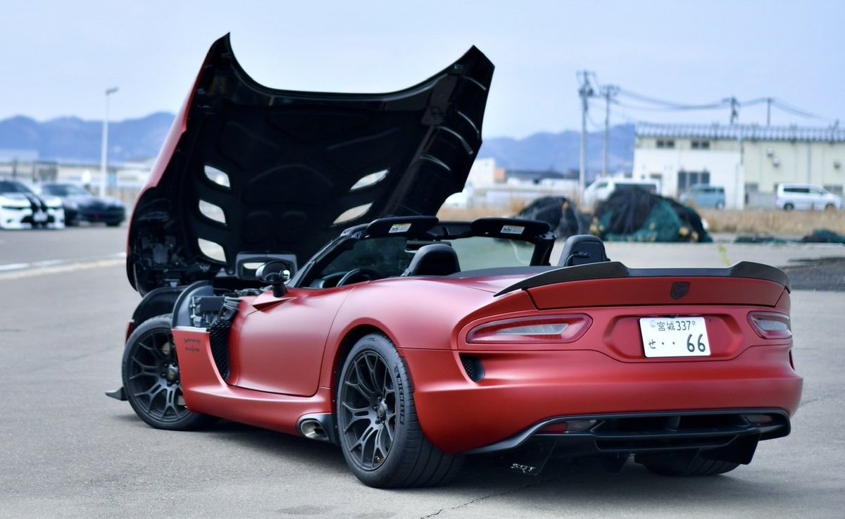 TheDodgeVIPER tweet picture