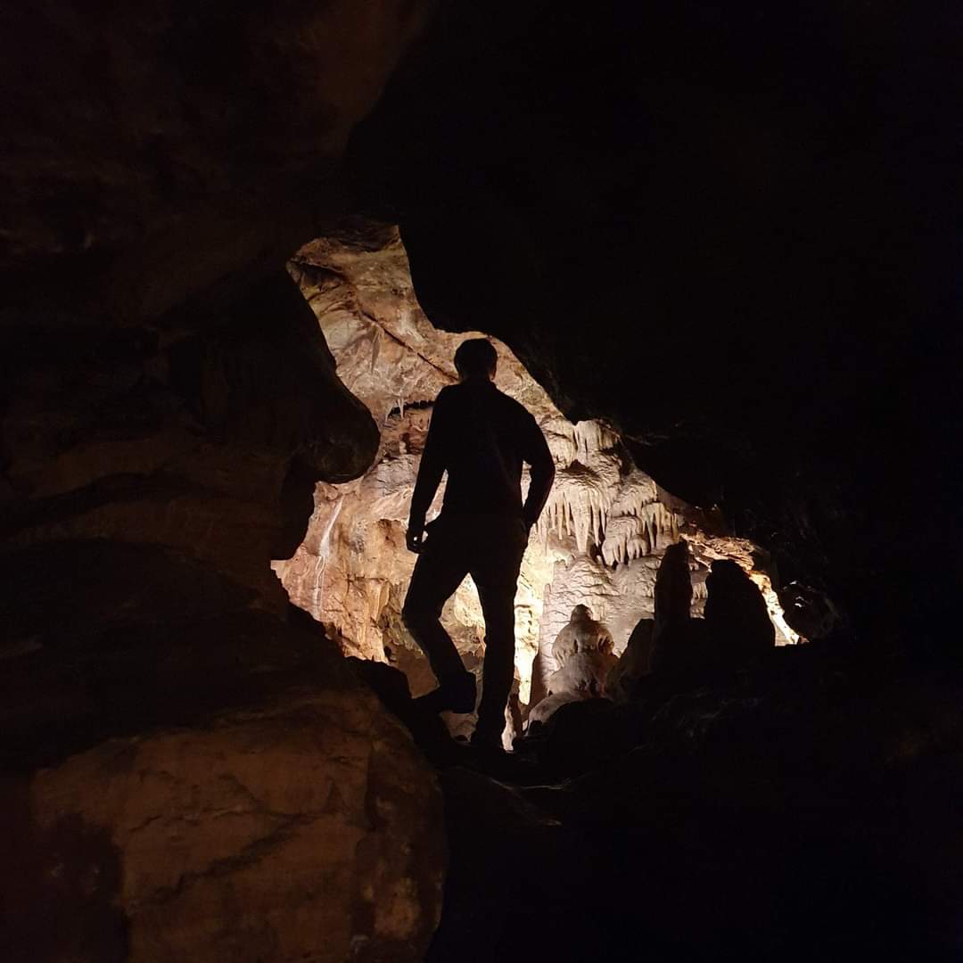 We are proud sponsors of Brixham Pirate Festival this year! And to celebrate, we're putting TWO pirate events, right here in the cave! 🥳 Start off the festival in style with Pirate Cave Cinema, and finish the festival with Sea Shanties in the Cave 🎵🎬 kents-cavern.co.uk/events/categor…