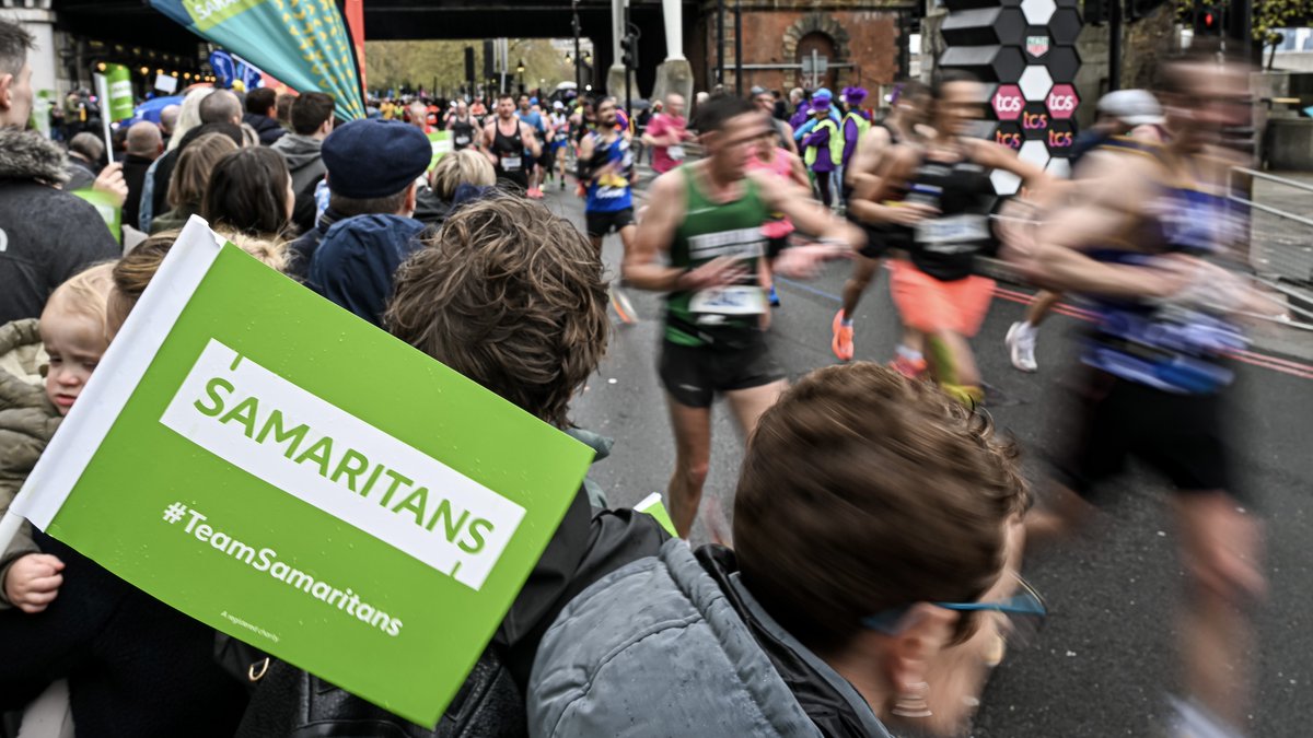 Did you know, @samaritans, who is supported with National Lottery funding, is the ‘Charity of the Year’ at the London marathon? 🏃💚 Are you going to be out on the streets cheering on all the participants? 🎉 📸- Anthony Upton #NationalLottery #ThanksToYou