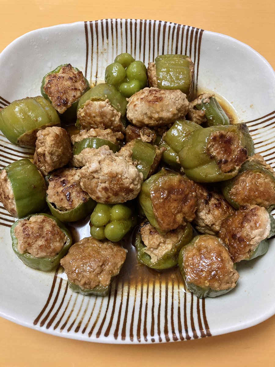 今日の夕飯はピーマンの肉詰めを作ると決めていた😋