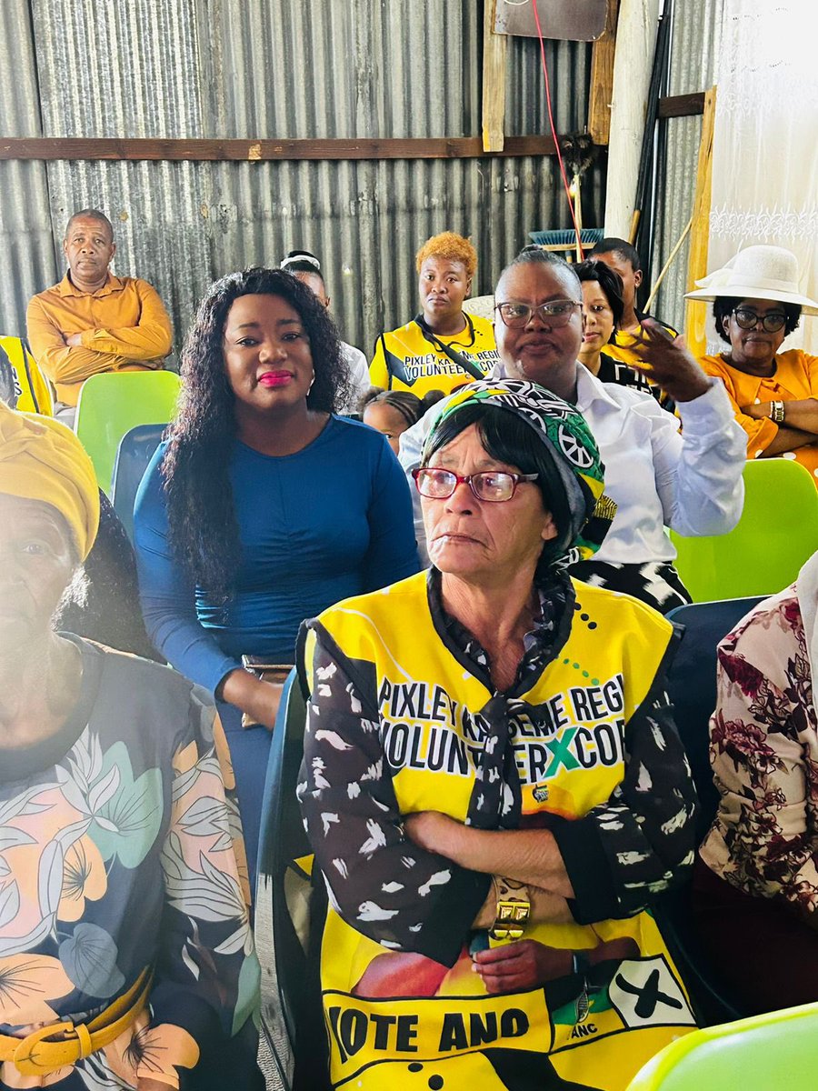 📍NEC Member, Cde. Ronalda Nalumanga together with Deputy Provincial Chairperson, Cde Bentley Vass led an ANC delegation to the United Mission Church of South Africa in Emthanjeni Ward 1 in the Pixley Ka Seme District. 

#ANCWeekend
#NCVotesANC
#LetsDoMoreTogether