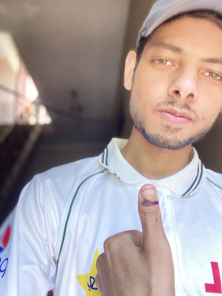 Hashirahmad124's tweet photo. Once again Vote for Imran Khan❤️.
#votePTI #ووٹ_ڈالو_خان_نکال #Elections2024 #GeneralElectionN0W https://t.co/g8kqd582qQ