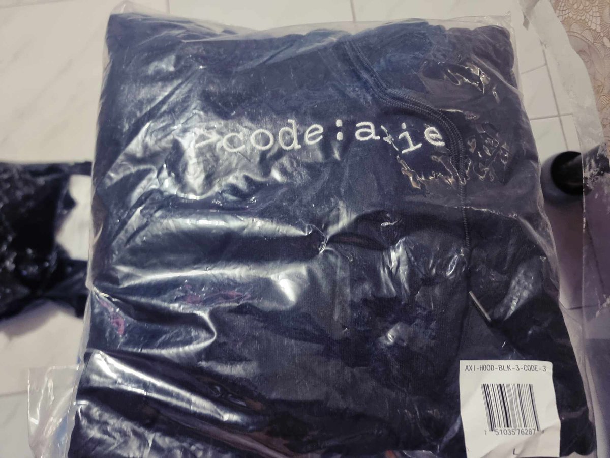 Japoy_pro's tweet photo. My hoodie has arrived! 😊
Now eagerly awaiting the arrival of my shirt and cap. 
They're my keepsakes for life. At one point, Axie Infinity liberated me financially, and I endeavored to embrace financial freedom. 
#axiemerch @AxieInfinity https://t.co/KZ40HourS9