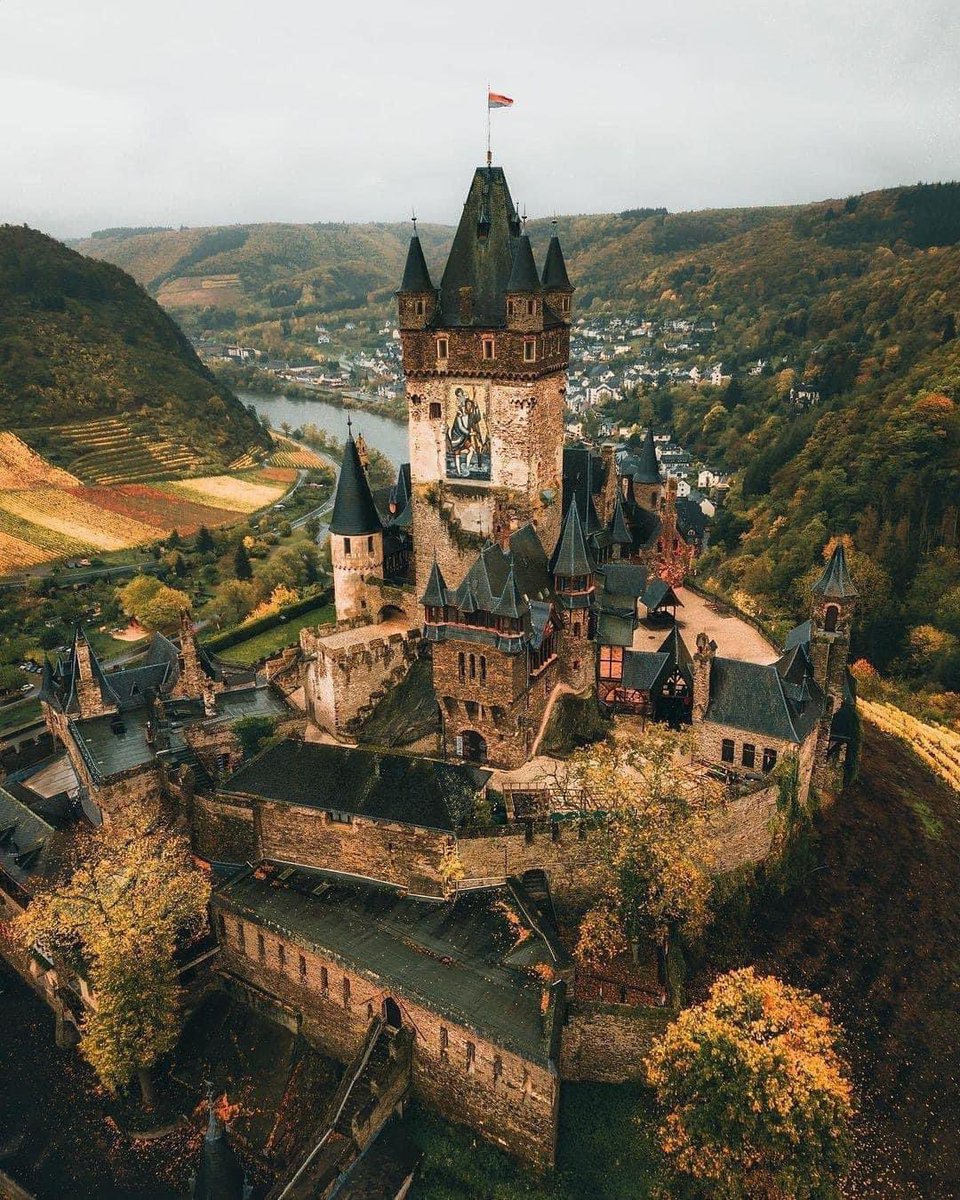 Cochem Castle, Germany 🏰
