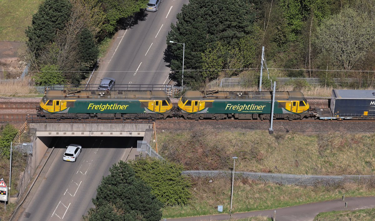 Electric Freight out of Grangemouth yesterday @RailFreight @NetworkRailSCOT @accurascale