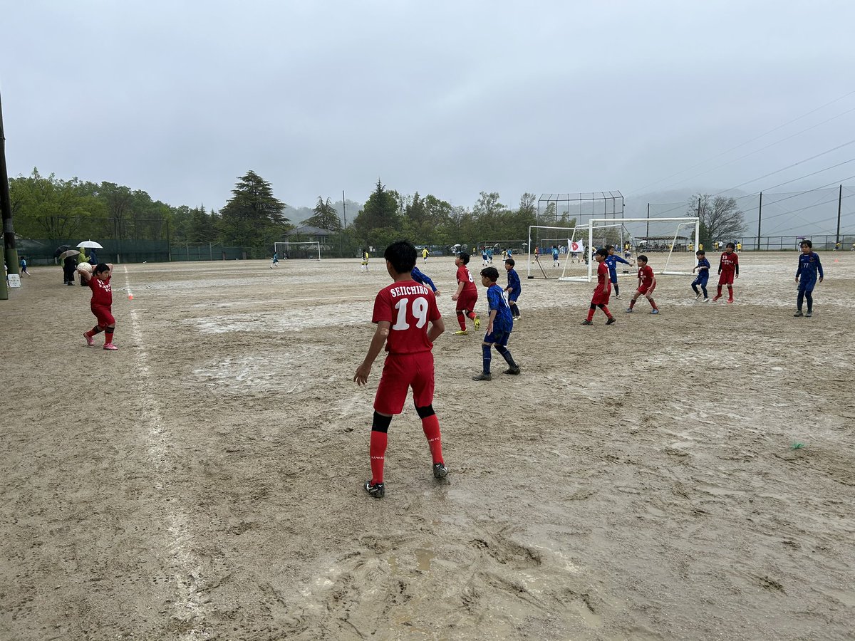 【U11】
サンゴウFCフェスティバル @ 三郷健民グラウンド

vs サンゴウFC/富田SS/グリフォントルトゥーガ/ブリランテ/河合FC/安濃/六条FC 

斜めのサポート、次のサポートを予測することにトライしました。

対戦していただいた皆様、応援していただいた皆様、ありがとうございました。

#奈良クラブ