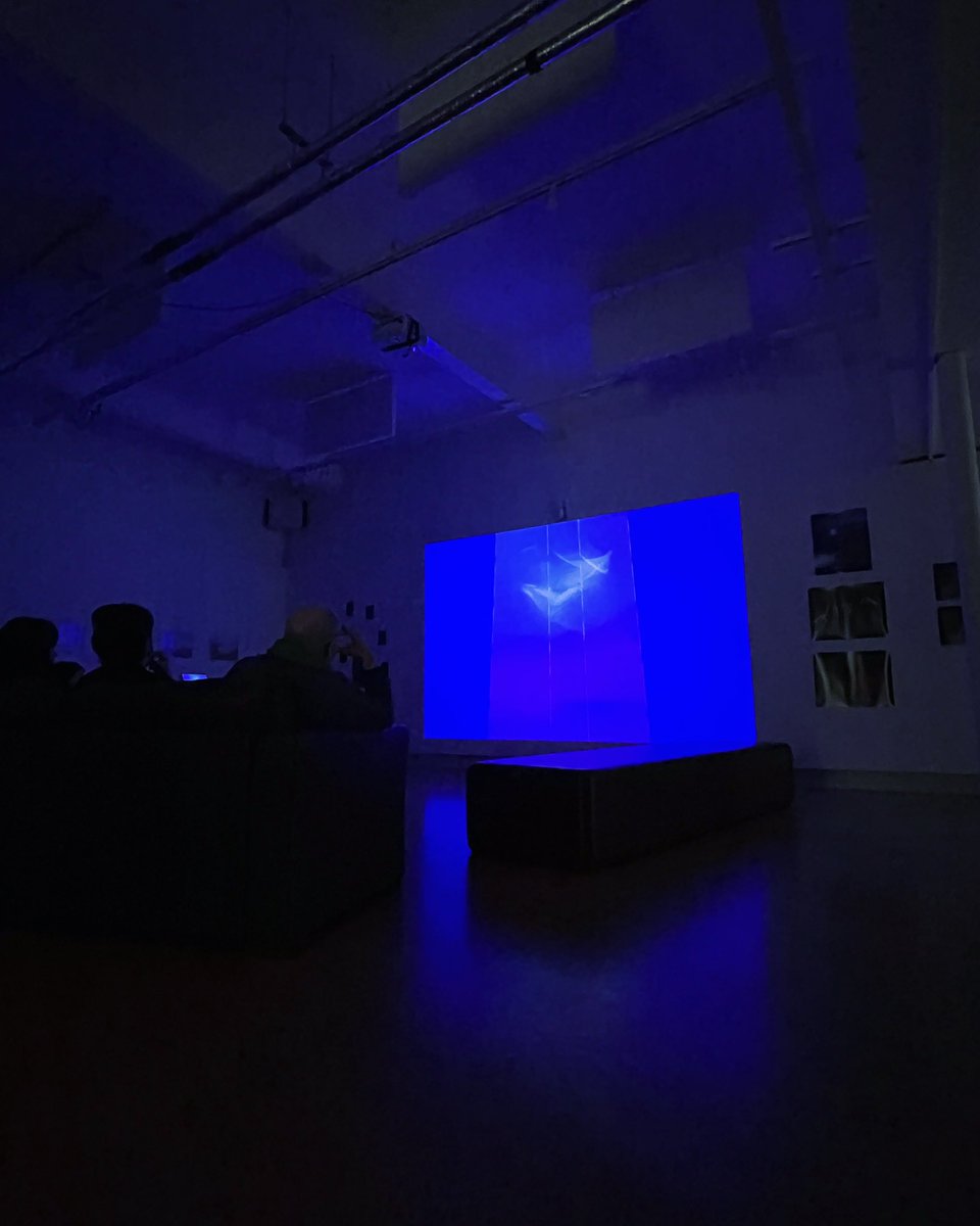 Shouts to everyone who swung by @lcbdepot on Friday to catch a glimpse of the album I co-created with @dayflowermusic - “Nimbus: reimagined” is a meditative 55-minute audiovisual journey. #AlbumPreview #audiovisual