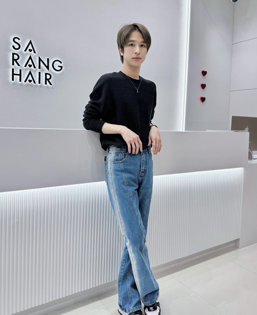 t6_6109yoshi's tweet photo. かっこいいよ(｀✧∀✧´)👍💘
 IG: saranghair_salon
#เจ้าแก้มก้อน  #fluke_natouch https://t.co/ki8PlySrsv
