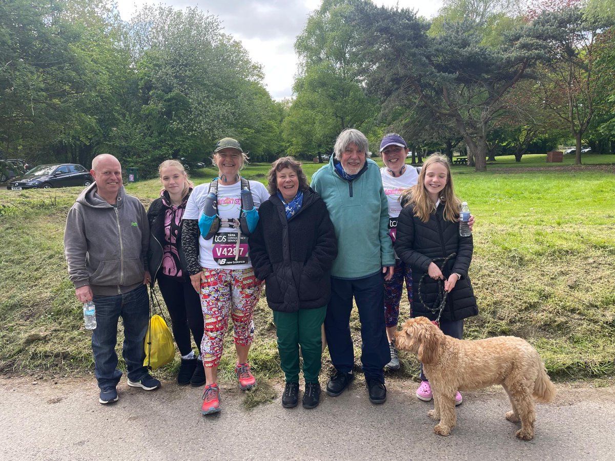 Great support cheering on Anya and Jane at #HortonPark 12 miles in, on their #MyWay @LondonMarathon 
…4virtualtcslondonmarathon.enthuse.com/pf/xavier-font…
#MagnificentSeven #WeRunTogether  @enthuseco