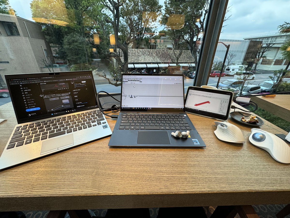 shingo_lab's tweet photo. 気合いを入れるために、シェアラウンジで作業した。このセッティングなら自宅のデスクの方が良かったような気がするw
まぁ、やりたかったことはやれたから良しとしよう。エスカレーターのモデル化って意外と難しい。
#Rhinoceros #grasshopper #blender #モデリング #3Dモデリング https://t.co/rwHa4xdfay