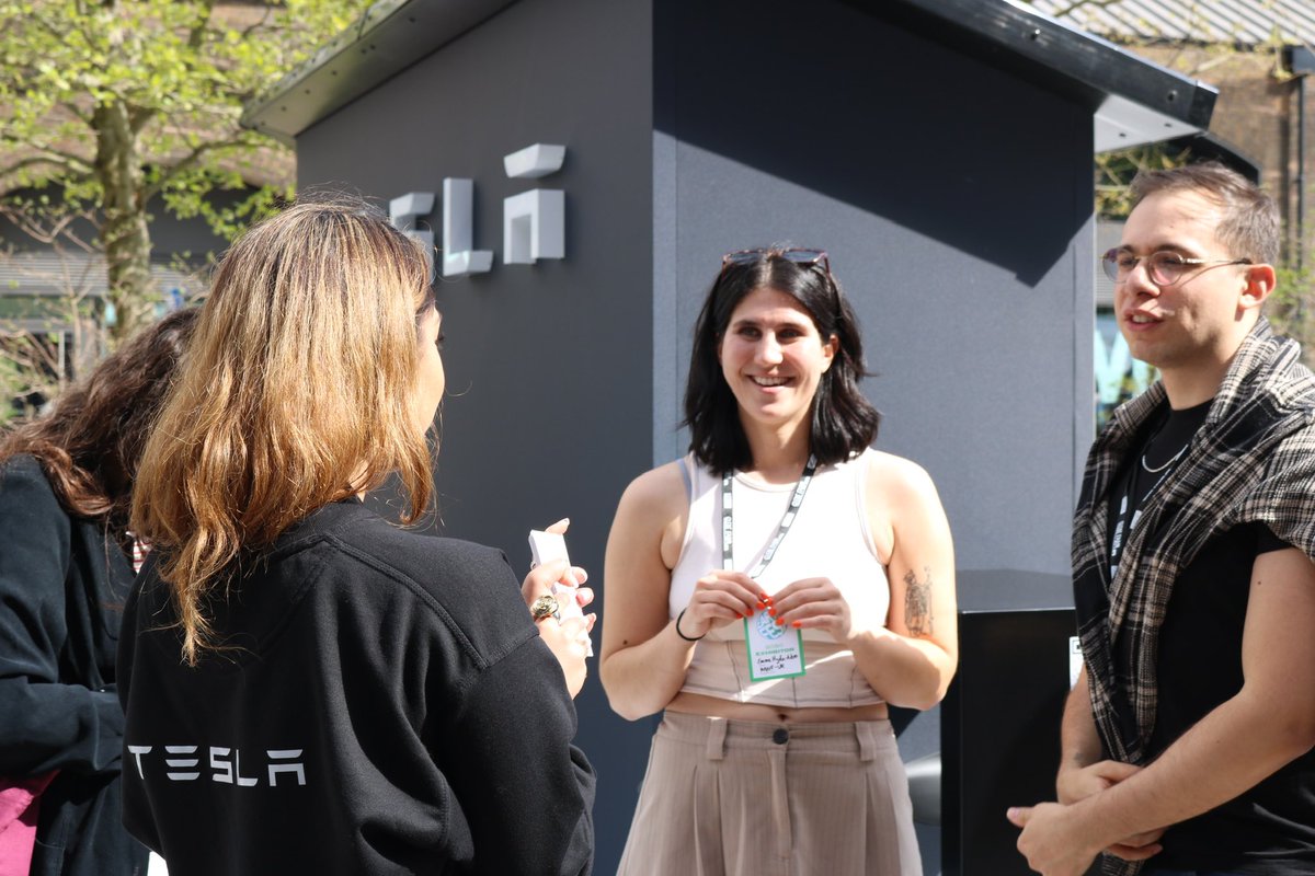 Today is your last day to test a drive a Tesla at Earthfest! Don’t miss out on the opportunity to try out the new Model 3 and Model Y. @Tesla