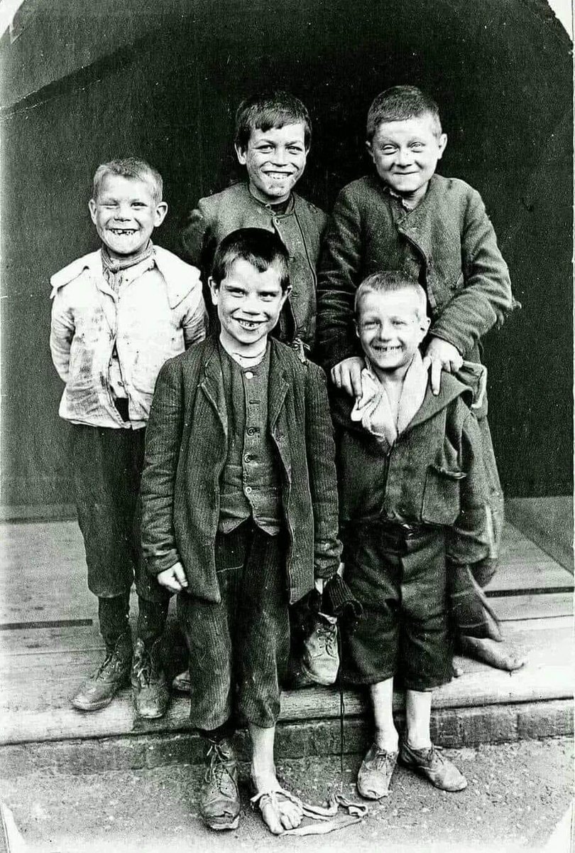 A photo of some Gen Z’s, so maybe they do have a worse life than all other generations after all.

A group of Plaistow, East London, children, in 1902, 
Displaying both abject poverty, and a fullness of mischief, fit for them to burst.