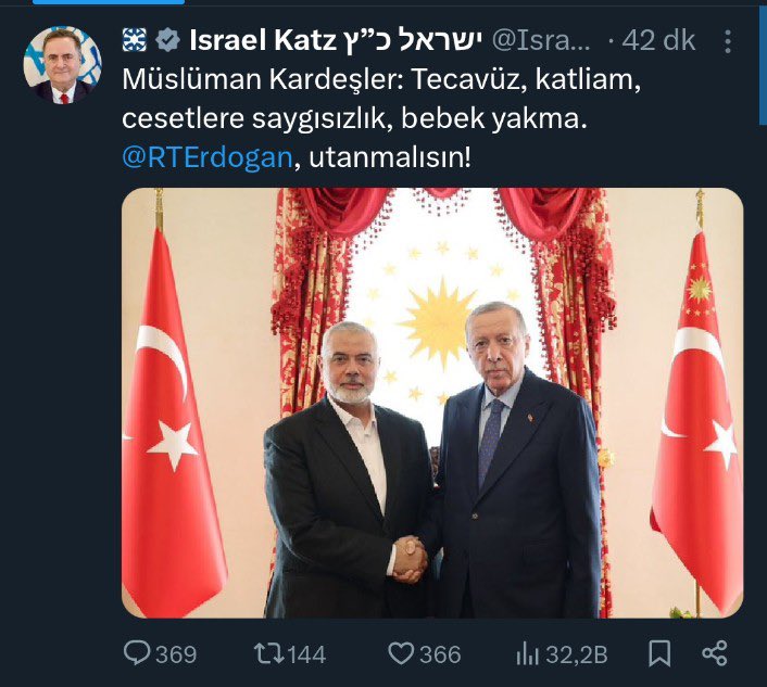 İsrail İstihbarat Bakanı Katz, CB Erdoğan için 'Erdoğan bizim için düşman görünümlü dosttur. O bize bağırır, biz ona cevap veririz. İsrail en büyük kazanımlarını onun sayesinde edindi” demiş! Bütün Dünya anladı; Bir tek bizim şu “süperzeka” AKP’liler çakamadı hala olayı..