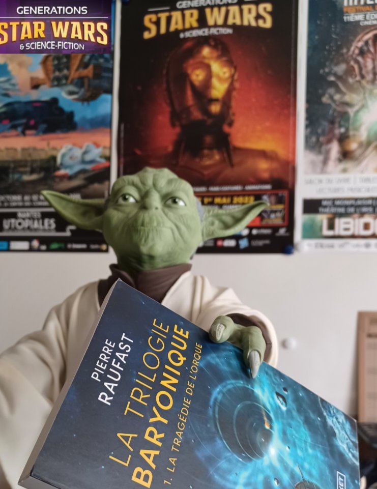 Le week-end prochain j'aurai le plaisir de dédicacer la Trilogie Baryonique à la convention Starwars de Cusset (près de Vichy). Un grand merci à  <a href="/GenStarWars/">Gen Star Wars</a> et <a href="/PocketImaginair/">Pocket Imaginaire</a>  pour l'invitation 😊