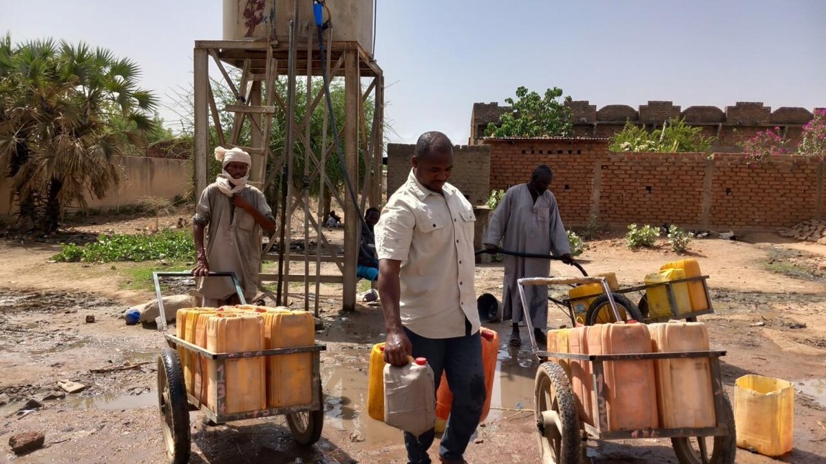 Tchad: l’accès à l’eau, l’une des principales préoccupations des électeurs à Abéché rfi.my/AXGX.x