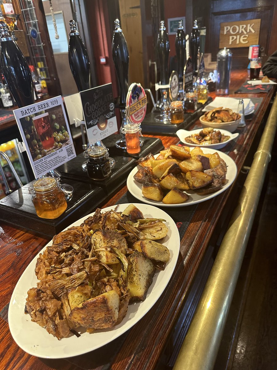 Sunday lunch served 1 till gone Spuds on the bar around 5ish 🤗 #chestertweets @BeersInChester @the_joe_smoe @SkintChester @wearechester