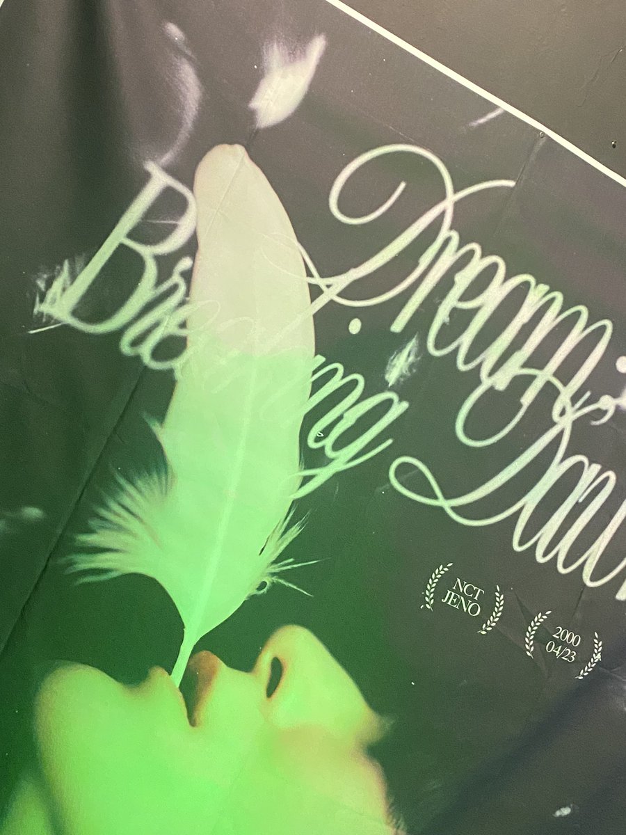 BIRTHDAY486's tweet photo. 𝐃𝐑𝐄𝐀𝐌 ; 𝘉𝘳𝘦𝘢𝘬𝘪𝘯𝘨 𝘋𝘢𝘸𝘯

💚 WEKPOPPERS

#너와_함께한_423개의_기억조각
#MISSING_JENO_PIECE https://t.co/GrhwY3TGyU