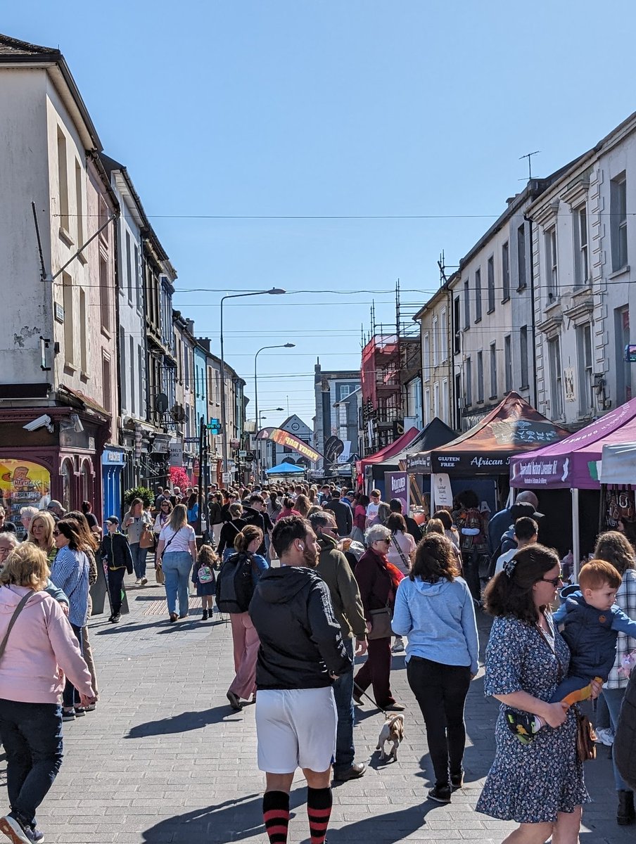 Waterford Festival of Food is already warming up. This is just Main Street 🤯
