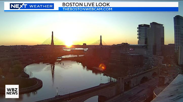 So nice to see the clear sunrise after yesterday's rainy morning! Beautiful out there this morning. @wbz