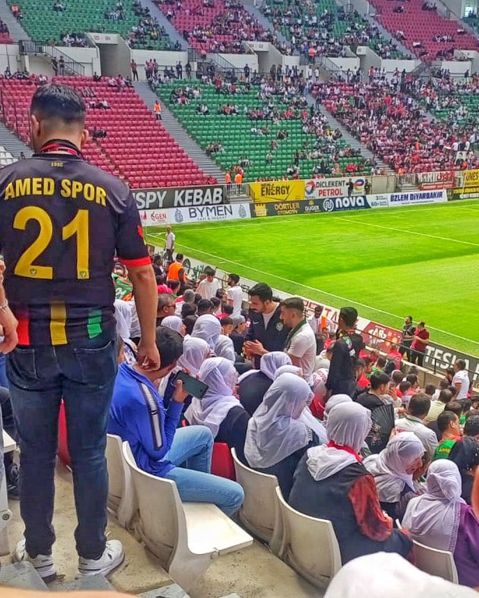 “Bize kimse karışamaz, arkamız çok efendi !!” #BeyazTülbent #Amedspor