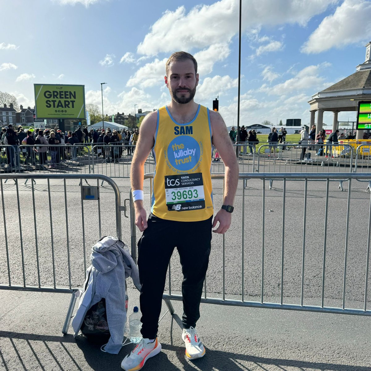 One of the Simfest team members is running The London Marathon for @LullabyTrust today! 🏃‍♂️💨 It’s by far the most sporting thing a Simfester has ever done, so if you do want to donate to spur Sam on to the finish line, here’s the link: justgiving.com/page/samrunslo…