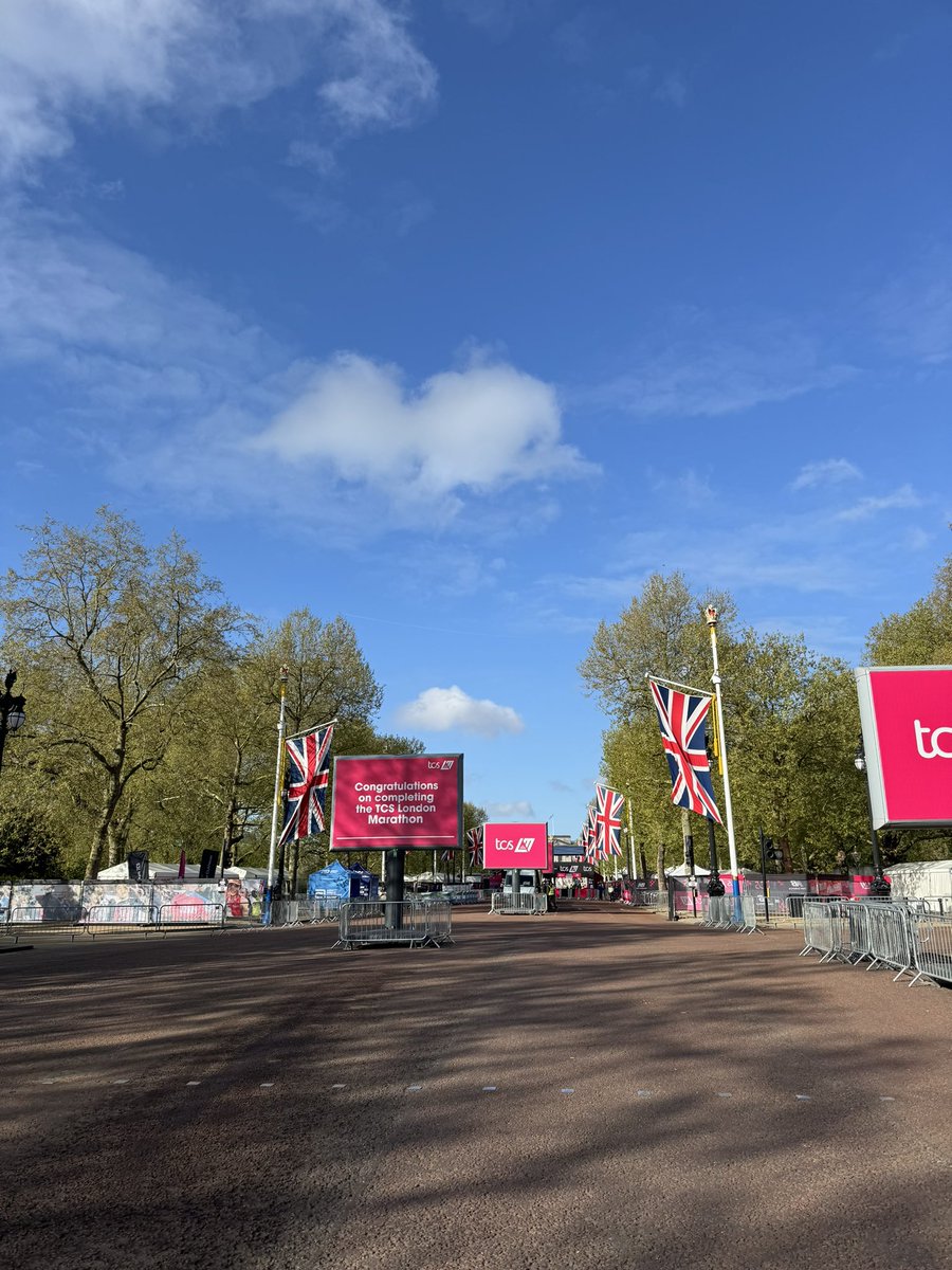 At the @LondonMarathon finish line today on the cold-water immersion team, ready to help any runners with exertional heat illness. #londonmarathon2024