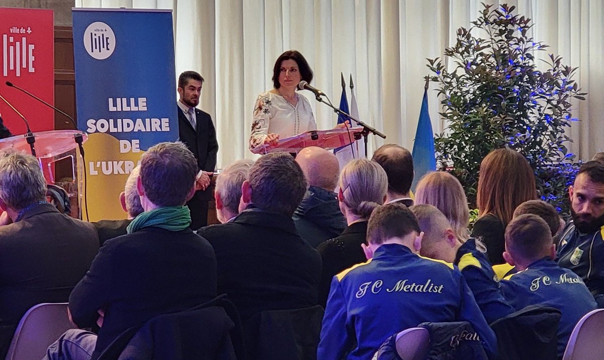 🇺🇦 Vos élu•es étaient présent•es ce matin à la cérémonie d'accueil d'athlètes ukrainien•nes de notre ville jumelle #Kharkiv.

Le sport est un vecteur de paix, de solidarité, de partage dont on a plus que jamais besoin. Bon séjour parmi nous 💞 #SlavaUkraini #Ukraine