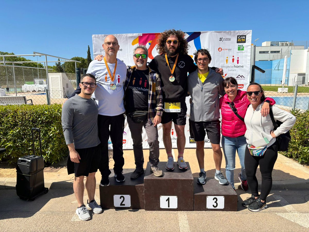 SocialistesInca's tweet photo. 👟Molt contents de participar en la segona cursa #ProjecteEnMarxa, a benefici de @projectehomebal.
💪🏼Per una societat lliure d’adiccions! #IncaSomTots https://t.co/YANXBffDg4