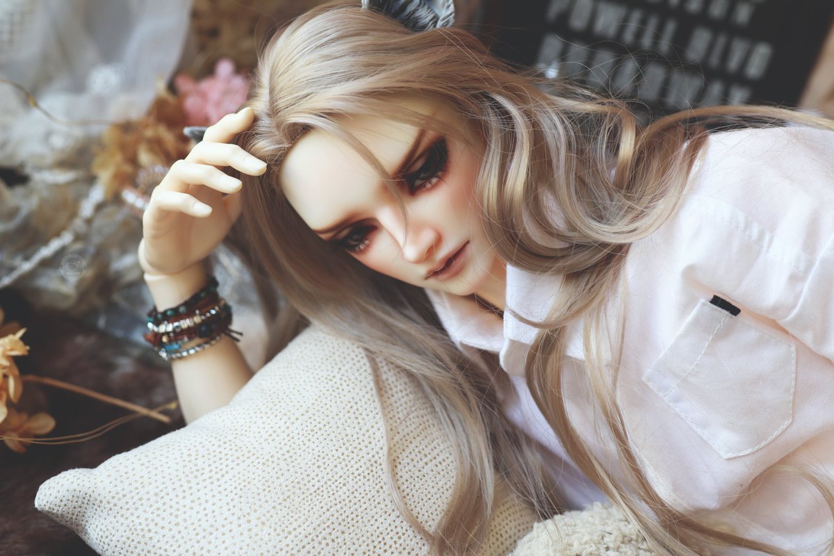 [Faceup work] Volks - Ludo

ルド來啦~~~~~💘💘💘🥺✨

#nasumake #nasushop #bjd #volksLudo #ルド #ドールメイク #ドール #ボークススーパードルフィ