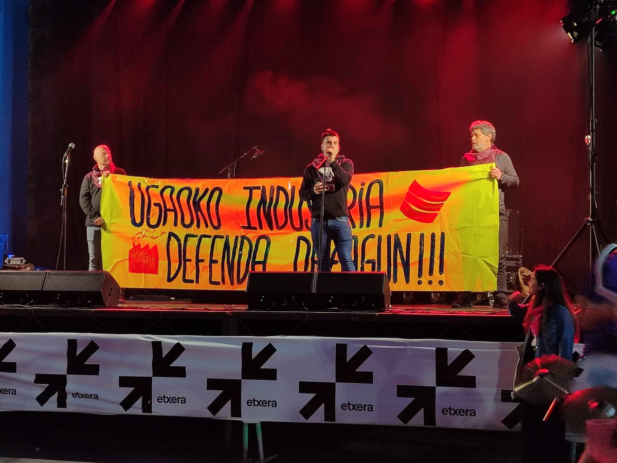 AUPA UGAO!! Aupa GAZTE EGUNA!! Gora EMAHOTS talde FEMINISTA!! GORA Langileon BORROKA!!