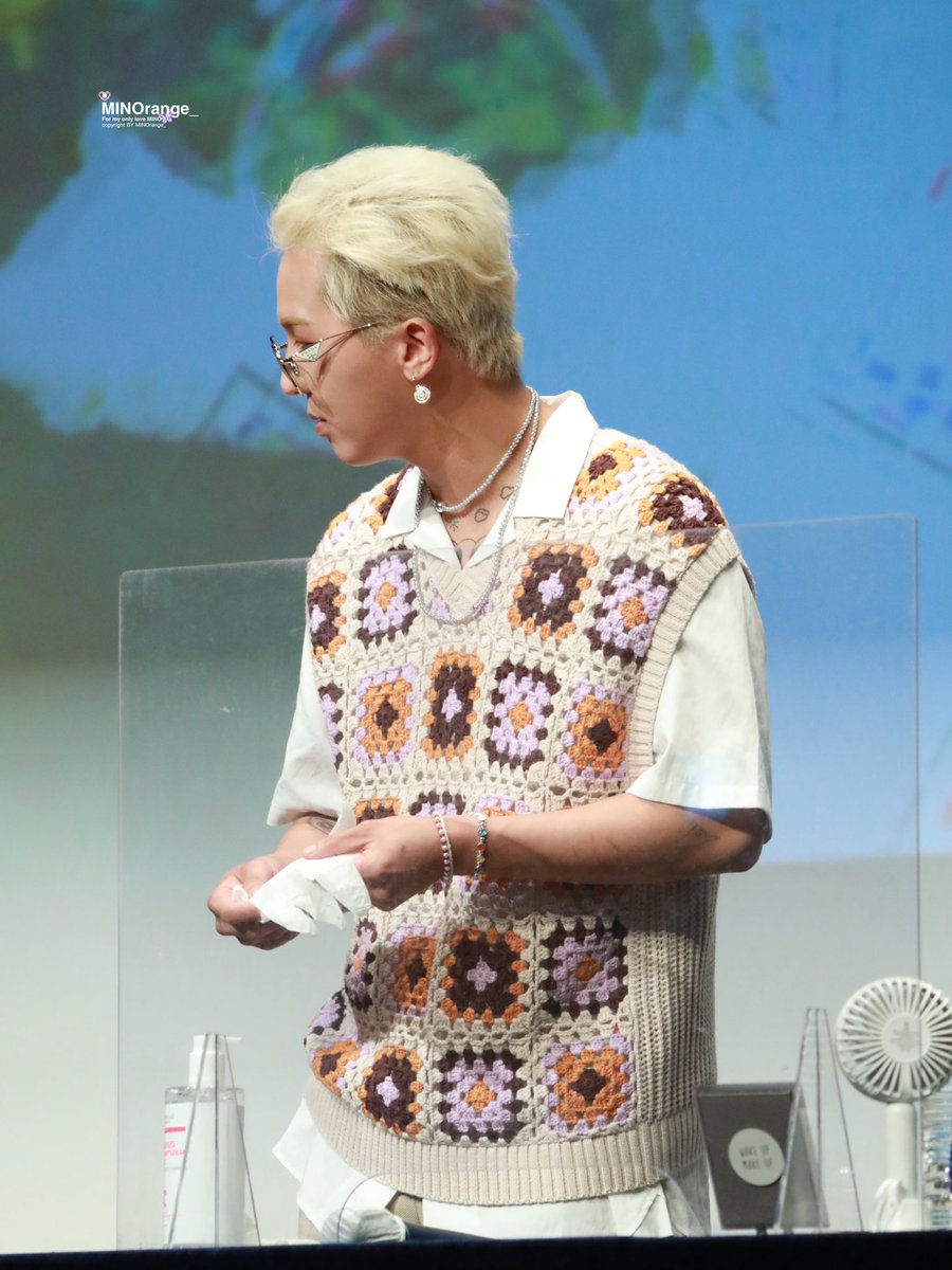 MINOrange_'s tweet photo. _🩵/20220728

예쁜미노
#송민호 #MINO #WINNER송민호 
@official_mino_ 🐾 https://t.co/ixNy69Br81