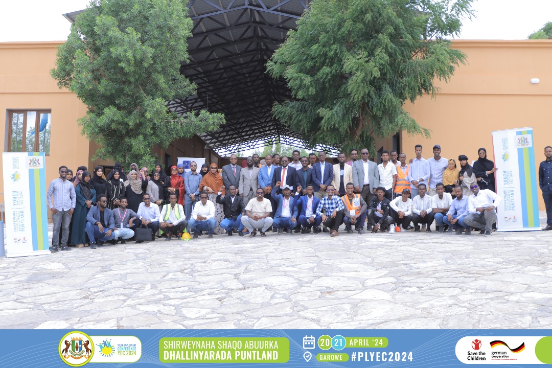 Mohayusuf41's tweet photo. Haatan waxaa a soo gaadhey gunaanadkii Shirweynaha Shaqo Abuurka Dhallinyarada Puntland oo muddo labo maalmood ah ka socdey Martisoor Hotel, Garoowe.

Shirweynaha waxaa soo agaasimay Wasaaradda Shaqada iyo Shaqalaha.

#PLYEC2024. https://t.co/hJEPaWRnBC