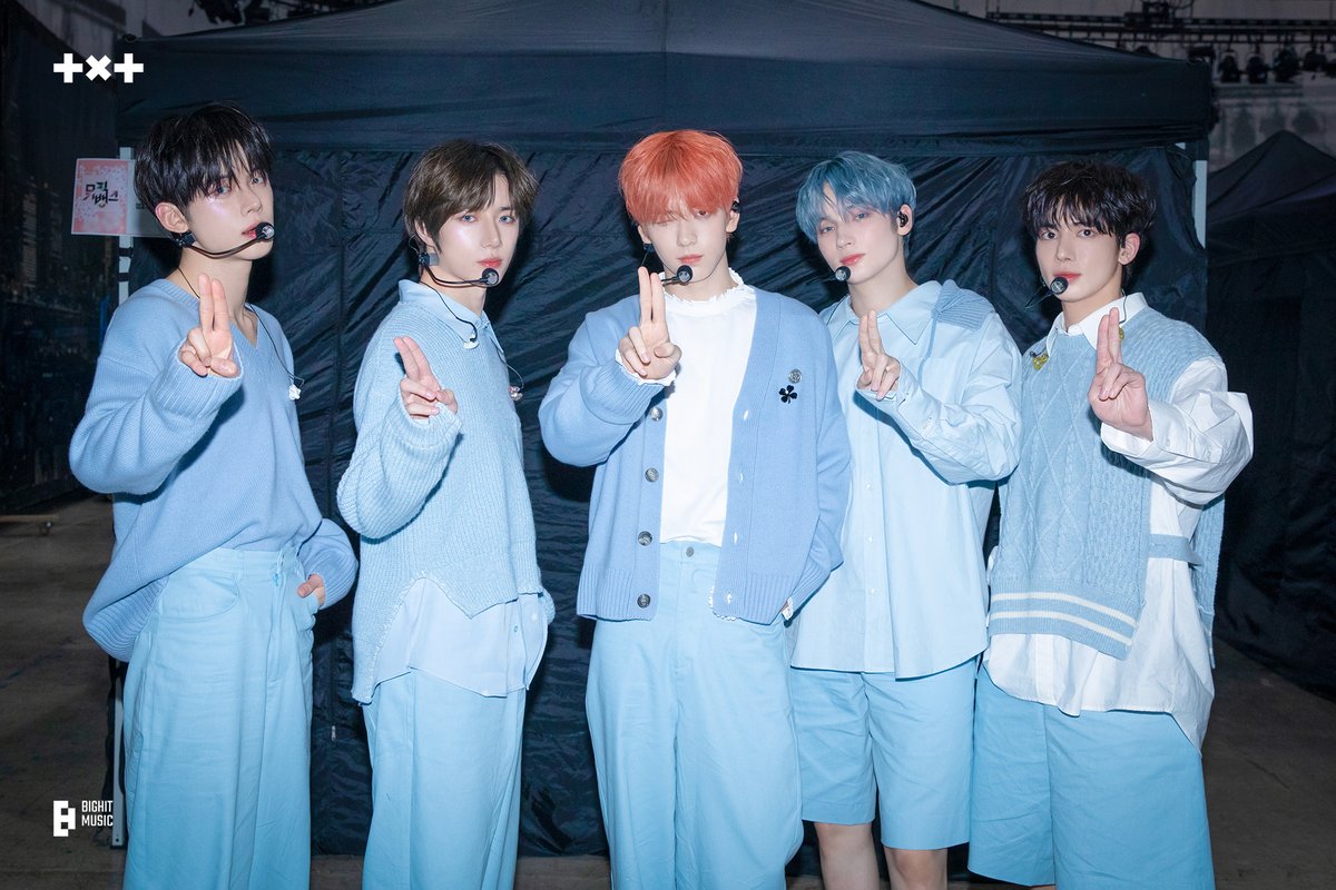 TXT_bighit's tweet photo. TXT '내일에서 기다릴게 (I’ll See You There Tomorrow)' 음악방송 Photo Sketch
(https://t.co/2XzJXog26m)

#투모로우바이투게더 #TOMORROW_X_TOGETHER #TXT
#minisode3 #TOMORROW
#내일에서_기다릴게 #I_ll_See_You_There_Tomorrow https://t.co/d6MiIty4G0